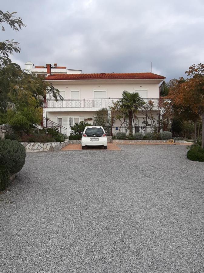 Apartmani Miletić Novi Vinodolski Exterior foto